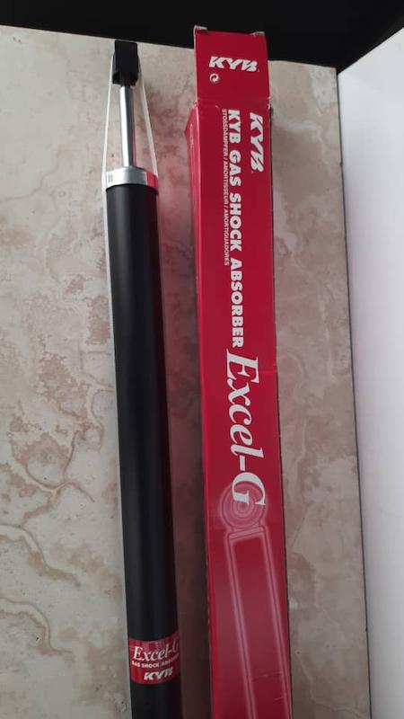 کمک فنر عقب مزدا ۳ قدیم و جدید اصل کایابا