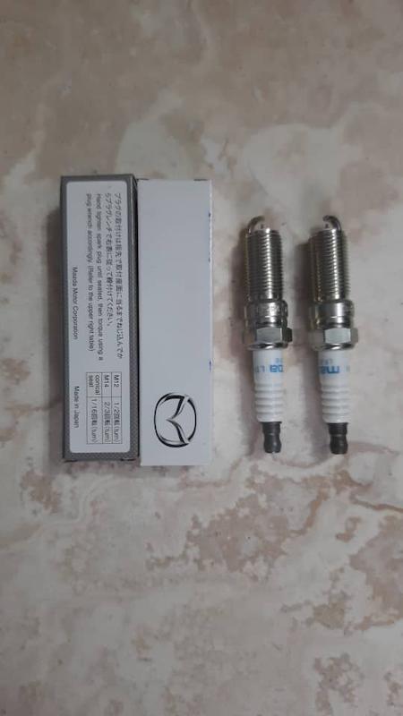 شمع موتور مزدا ۳ سوزنی  قدیم و جدید اوجینال اصل ژاپن قیمت هر عدد مشخص شده