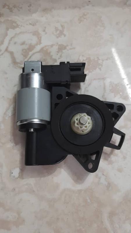 موتور شیشه بالابر مزدا ۳ قدیم چپ 