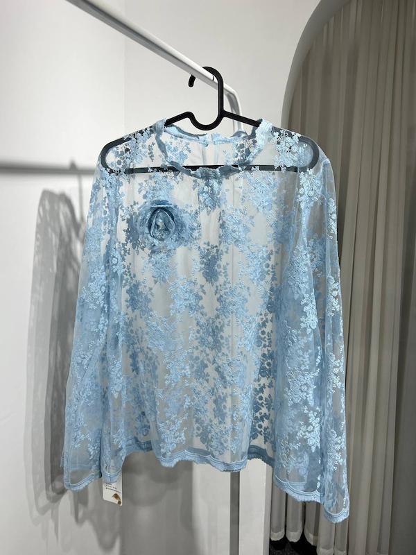 بلوز آستین دار دانتل