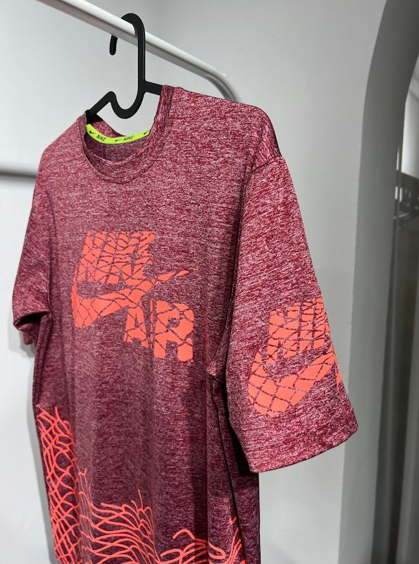 تیشرت ورزشی زنانه Nike