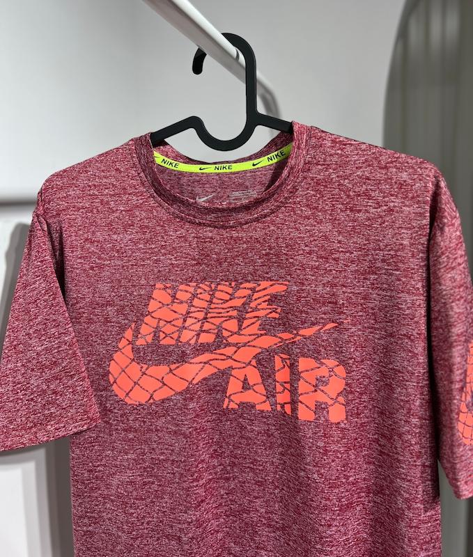 تیشرت ورزشی زنانه Nike