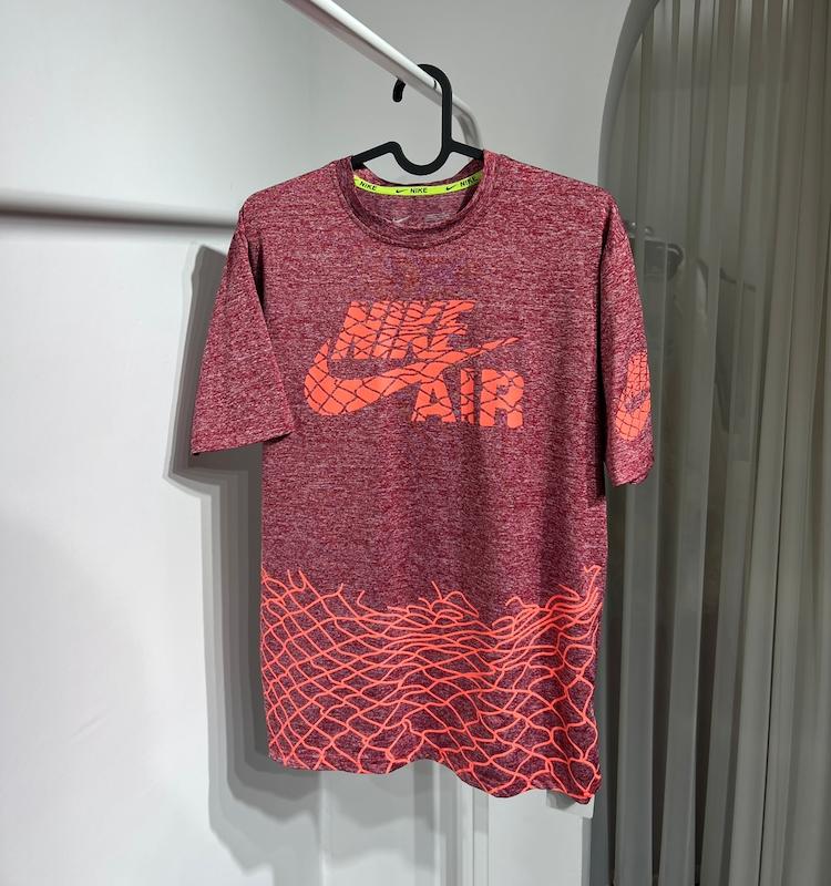 تیشرت ورزشی زنانه Nike