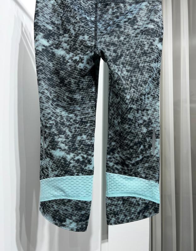 شلوارک ورزشی زنانه اورجینال Under Armor