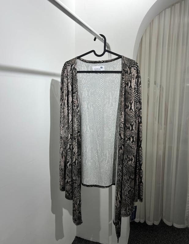 ژاکت جلوباز طرحدار