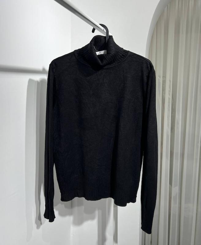 بافت مشکی یقه اسکی