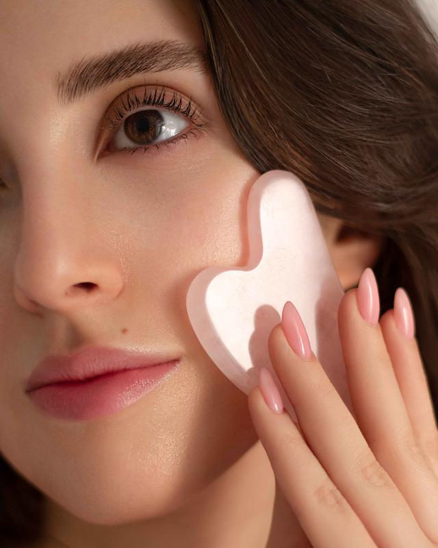 گواشا رز کواترز