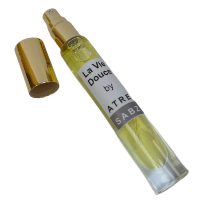 عطر لا ویه است بله زن اختصاصی ATRE SABZ اکستریت 10 میلی لیتر