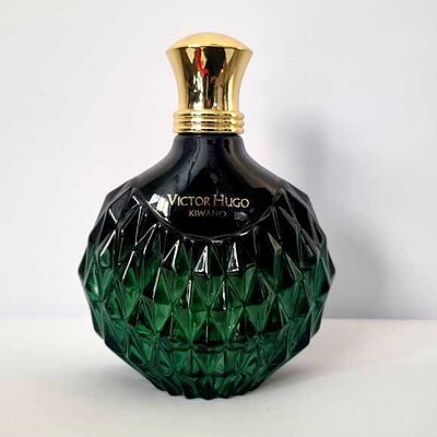 عطر ویکتور هوگو کیوانو زنانه ( victor hugo kiwano )