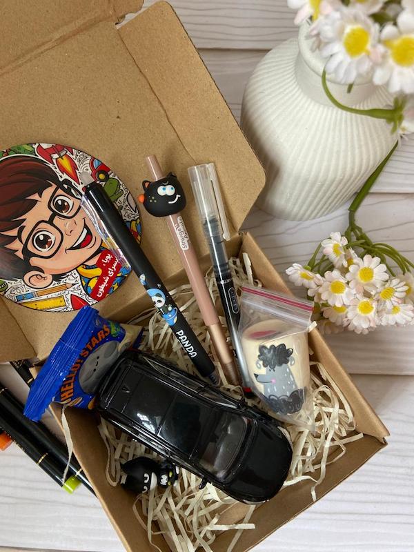 🖤 باکس هدیه – عاطاباکس پویا کد Py-02 مدل مشکی دوست‌داشتنی | برای پسری که مشکی‌دوست واقعیه