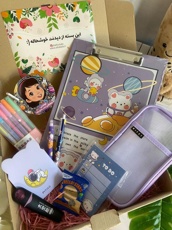 باکس هدیه عاطاباکس کهکشانی مدل فضانورد بنفش