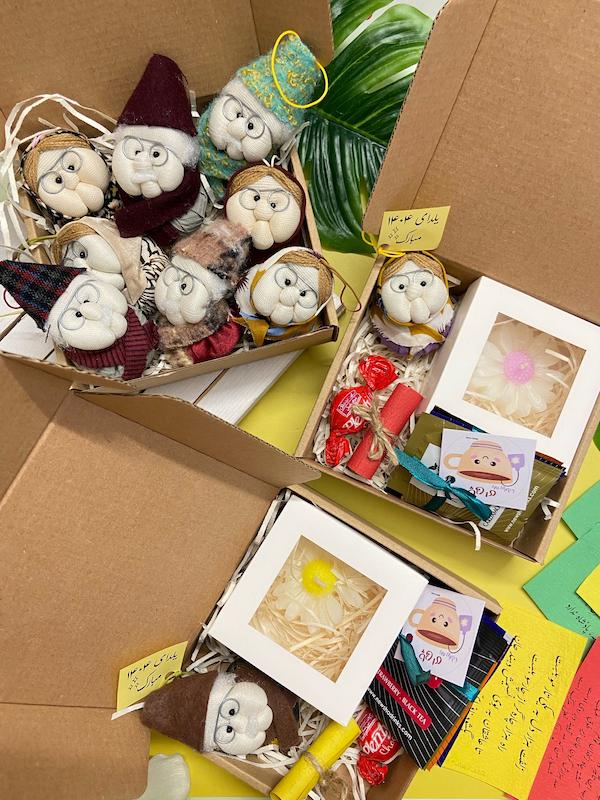 یلداباکس بسته هدیه و یادگاری شب یلدا با پیام یلدای ۱۴۰۴ مبارک