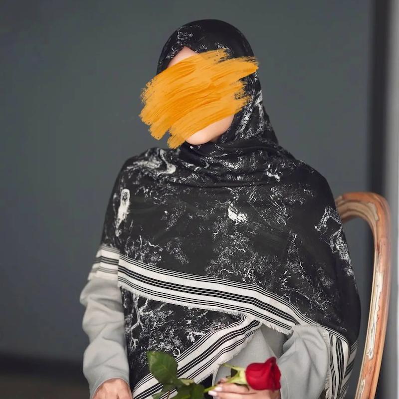 روسری نخ مودال مشکی طرح جنگل