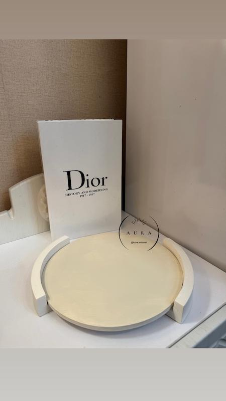 سینی دایره پایه دار