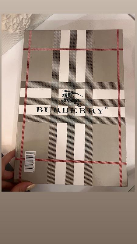 کتاب دکوراتیو Burberry قطر ۲