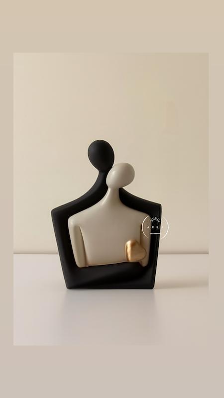 مجسمه کاپل قلبی