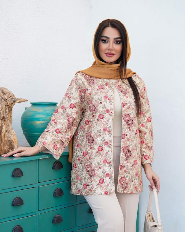 مانتو سوزن دوزی شادان کرم