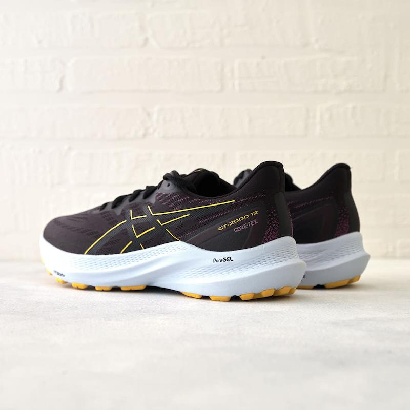 نمای مقطع میان‌زیره FlyteFoam Blast Plus و سامانه 3D Guidance System در پاشنه ASICS GT-2000 12 GTX