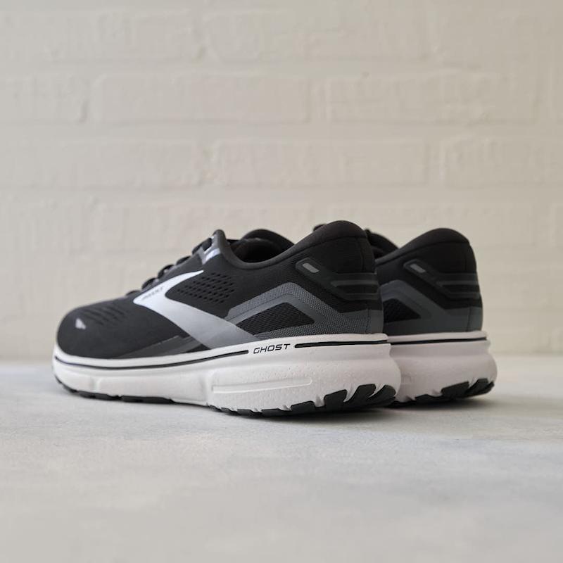 کفش Brooks Ghost 15 | پنجه Wide(2E) | مردانه