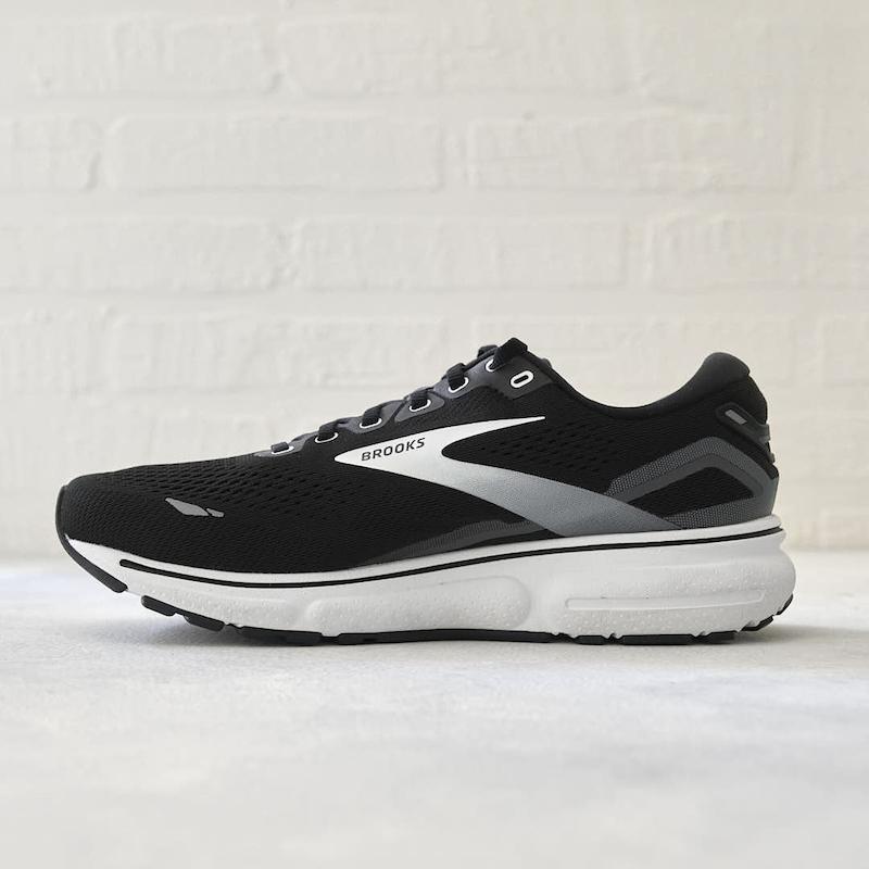 کفش Brooks Ghost 15 | پنجه Wide(2E) | مردانه
