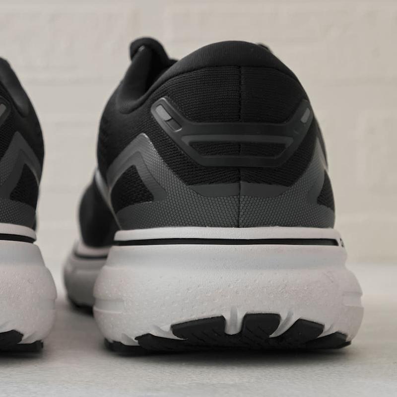 کفش Brooks Ghost 15 | پنجه Wide(2E) | مردانه