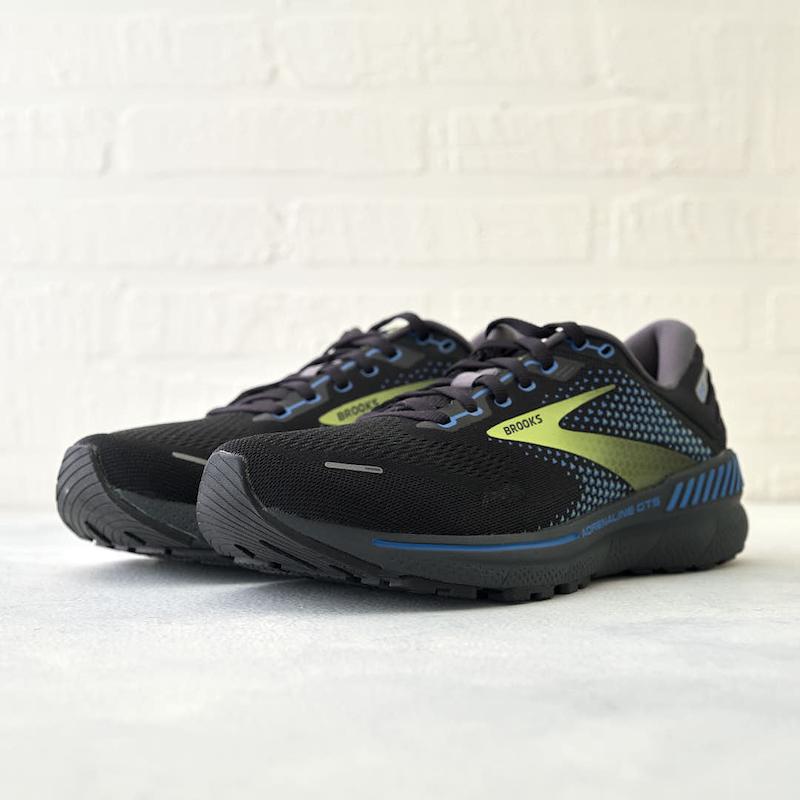 سیستم GuideRails در کفش پیاده روی آدرنالین بروکس Brooks Adrenaline GTS 22 برای کنترل انحراف مچ پا