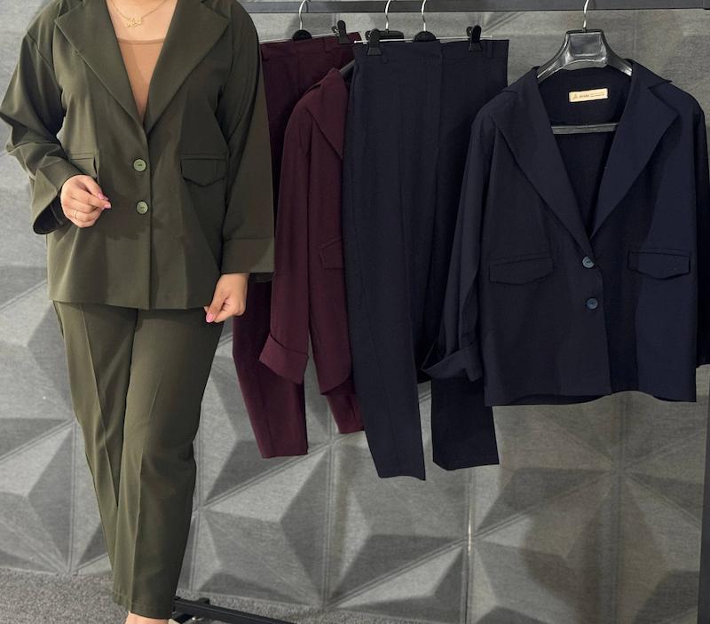 ست کت و شلوار کرپ کد ۱۰۵۰۰۴