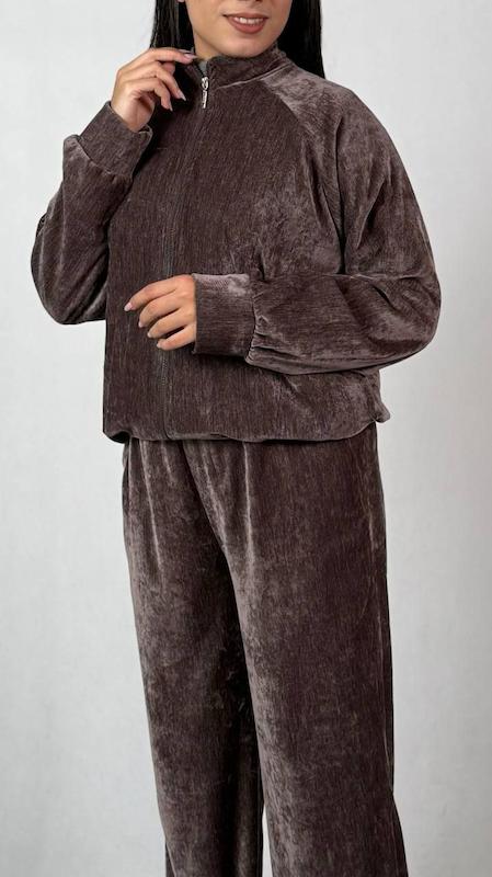 ست سویشرت و شلوار مخمل دبل کد ۱۰۵۰۰۷