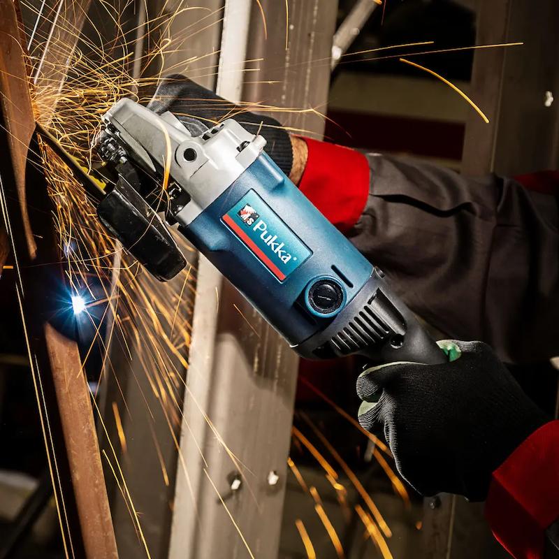 فرز آهنگری پوکا مدل AG1504 با قدرت ۱۲۰۰ وات و قطر ۱۵۰ میلیمتر