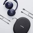 هدفون بلوتوثی انکر مدل SoundCore Life Q30 با نویز کنسلینگ فعال (ANC)، درگاه شارژ USB Type-C، دارای میکروفون دوگانه با حذف نویز، مجهز به فناوری Hi-Res Audio، دارای حالت Transparency برای شنیدن صدای محیط