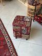 پاف مربع پایه دار