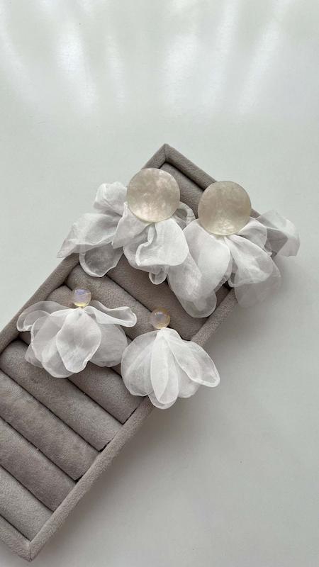 گوشواره عروس پارچه ای گرد 