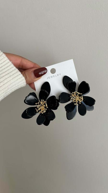 گوشواره گل مرجان مشکی 