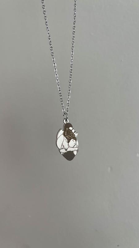 گردنبند آغوش
