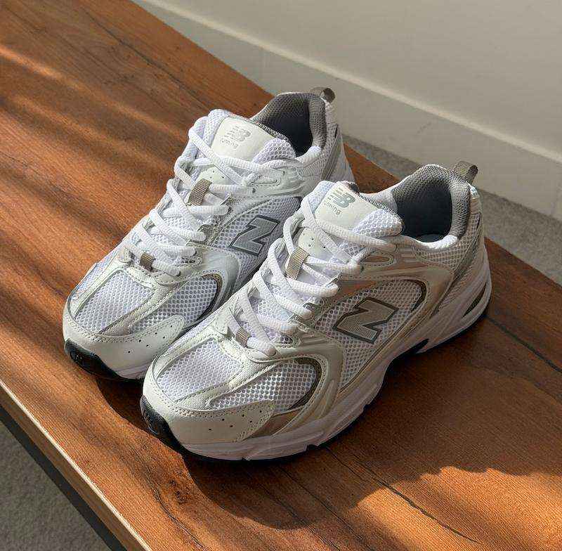 نیوبالانس ۵۳۰ سفید طوسی