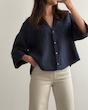 شومیز لینن سرمه‌ای Pull&Bear