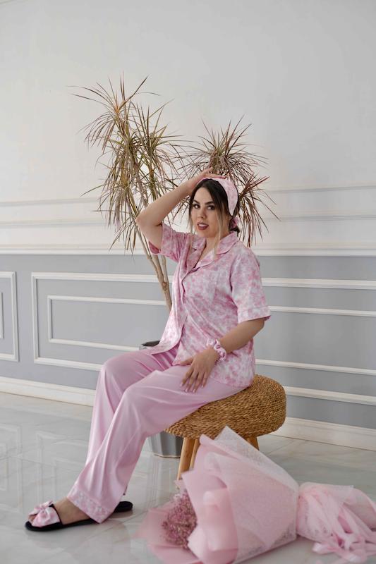 بلوز و‌شلوار‌طرح شکوفه های صورتی کد 120