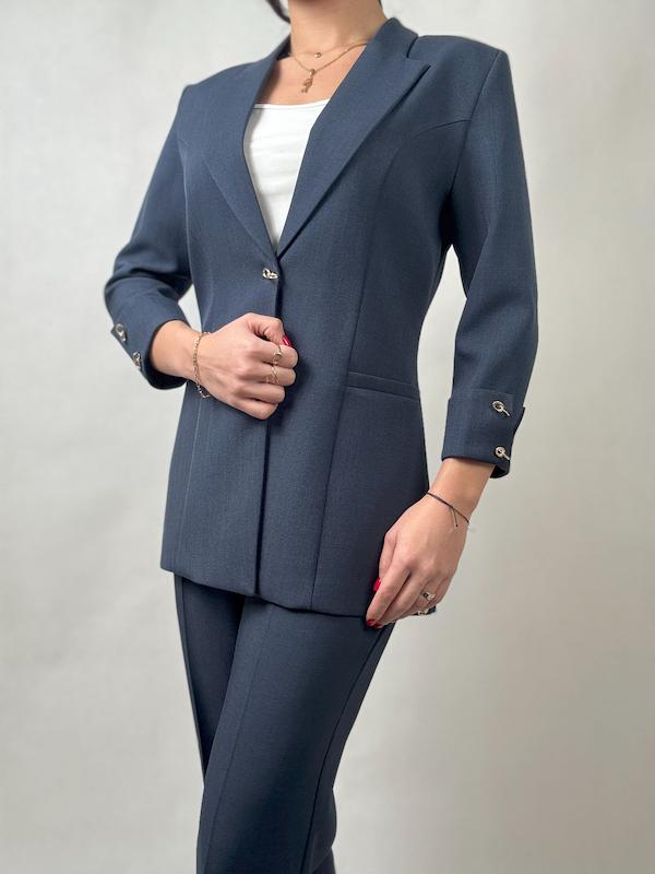 کت شلوار دکمه زنجیری