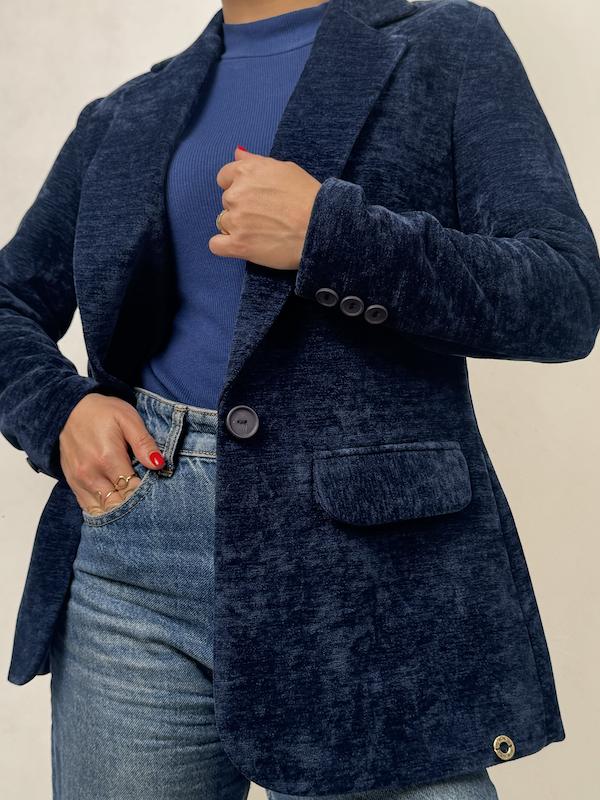 کت مخمل‌ جیر