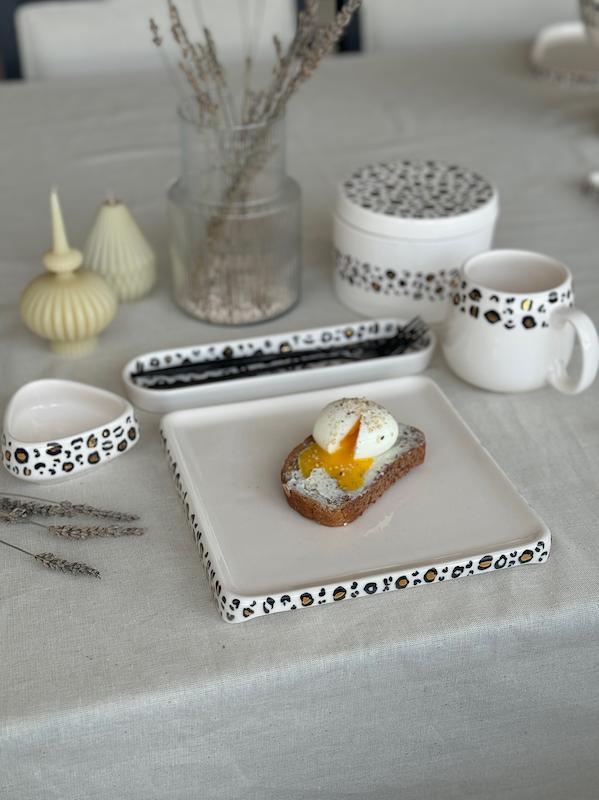 پیش دستی مربع پلنگی