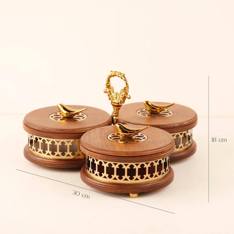 اردو خوری چوبی سه خانه دربدار آلما