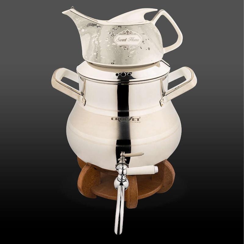 کتری و قوری السا استیل نقره ای براق کروپ ست با پایه وارمر چوبی کد 2904W