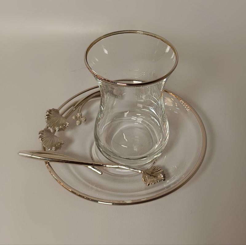 استکان نلبکی گل دار برنجی ریتون