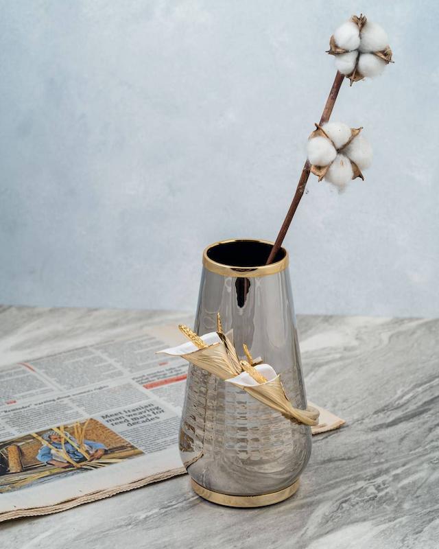 گلدان مدل شیپوری برنجی