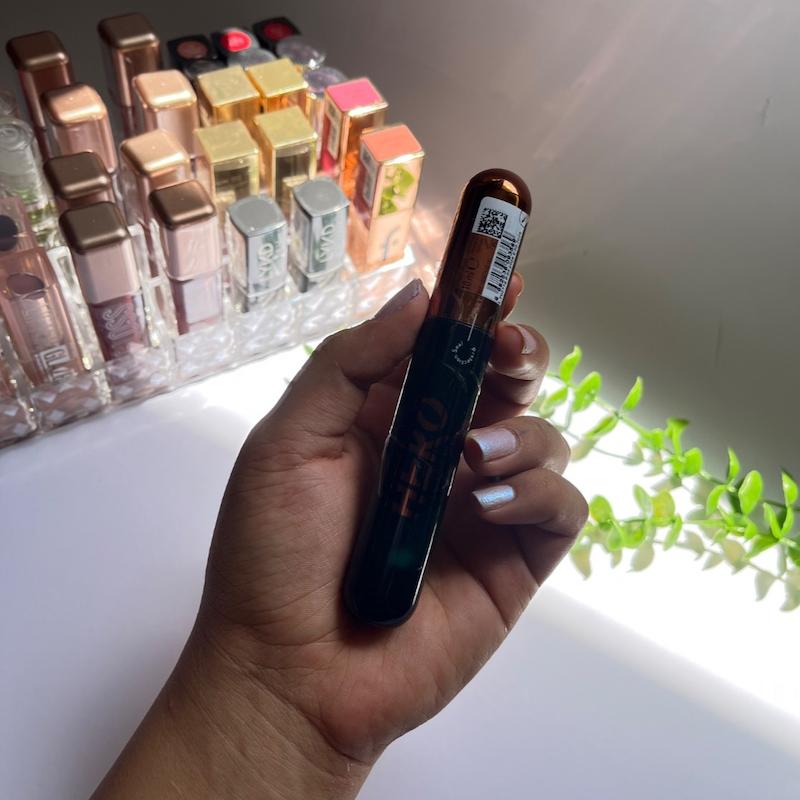 ریمل حجم دهنده و بلند کننده ی قهوه ای flormar