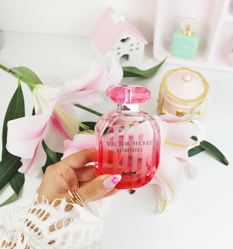 عطر و ادکلن ویکتوریا سکرت بامشل دکانت 10میل 