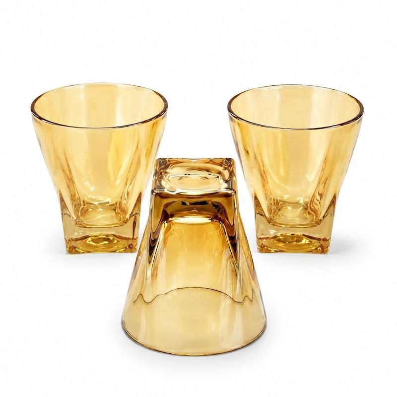 لیوان بژ با طراحی خاص برند DELI GLASS 