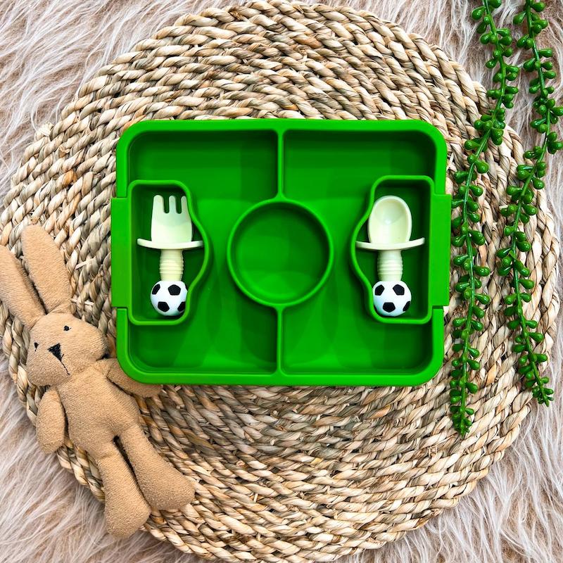 ظرف غذا ۶ تکه سیلیکونی کودک طرح فوتبال کد ۶