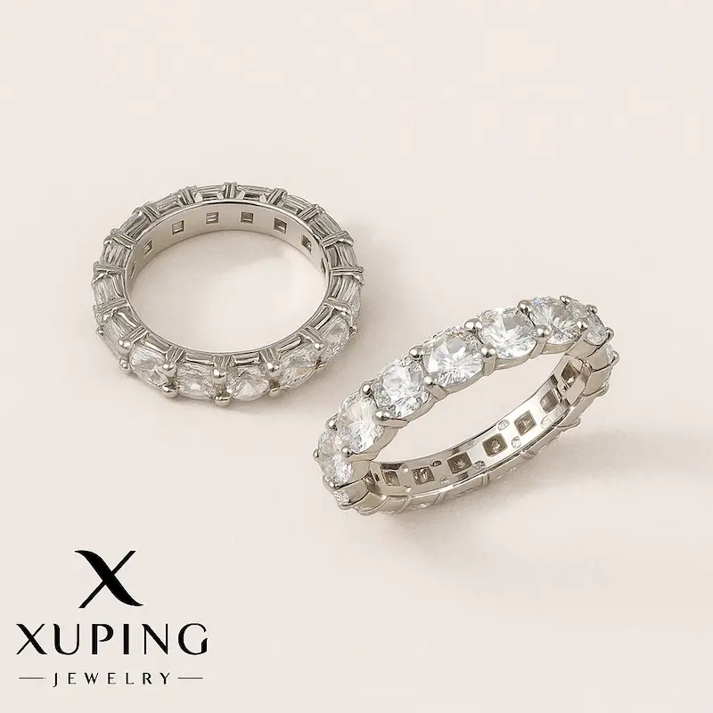 انگشتر نقره‌ای زنانه با نگین‌های اتمی – Xuping