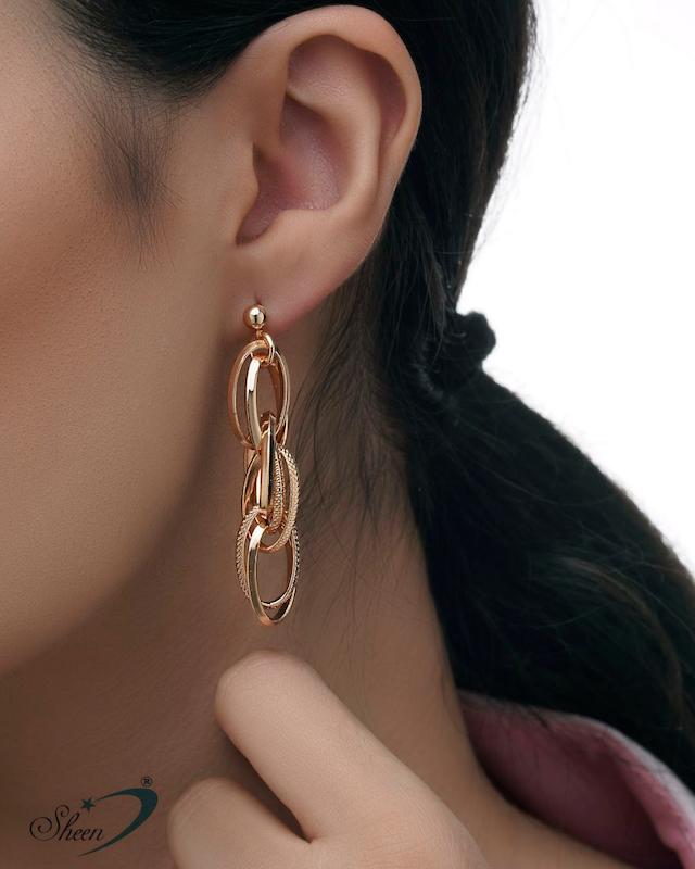گوشواره آویز زنجیری طلایی شین